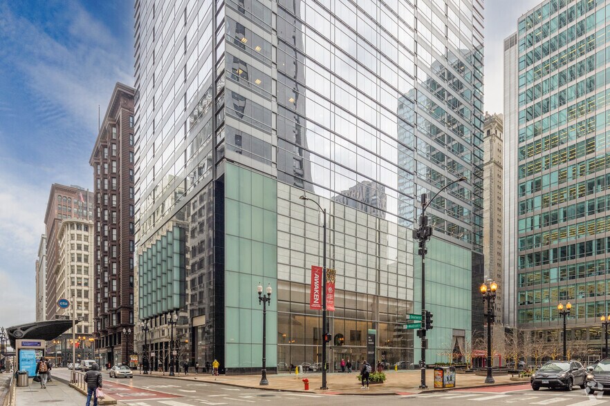 1 S Dearborn St, Chicago, IL à louer - Photo de l’immeuble – Image 1 sur 17