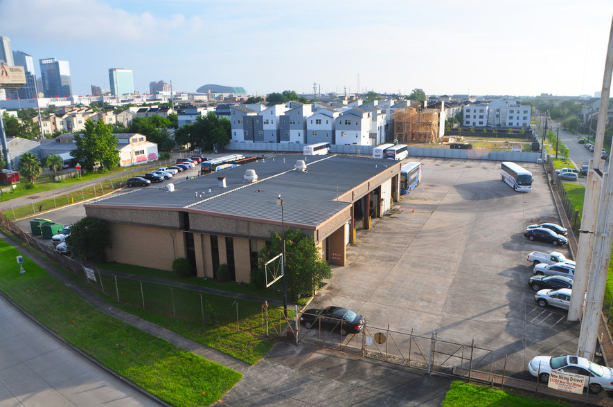 1800 Delano St, Houston, TX à louer - Photo de l’immeuble – Image 1 sur 3