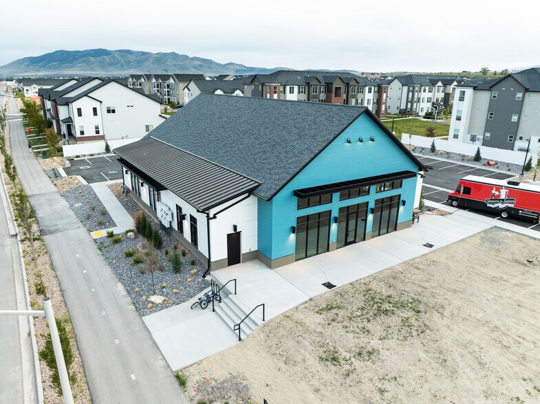 1500 N 3600 W w, Lehi, UT à louer - Photo de l’immeuble – Image 2 sur 13
