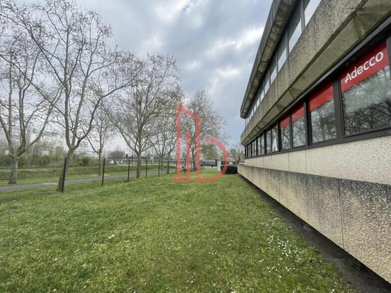Bureau dans Bruges à vendre - Photo de l’immeuble – Image 1 sur 5