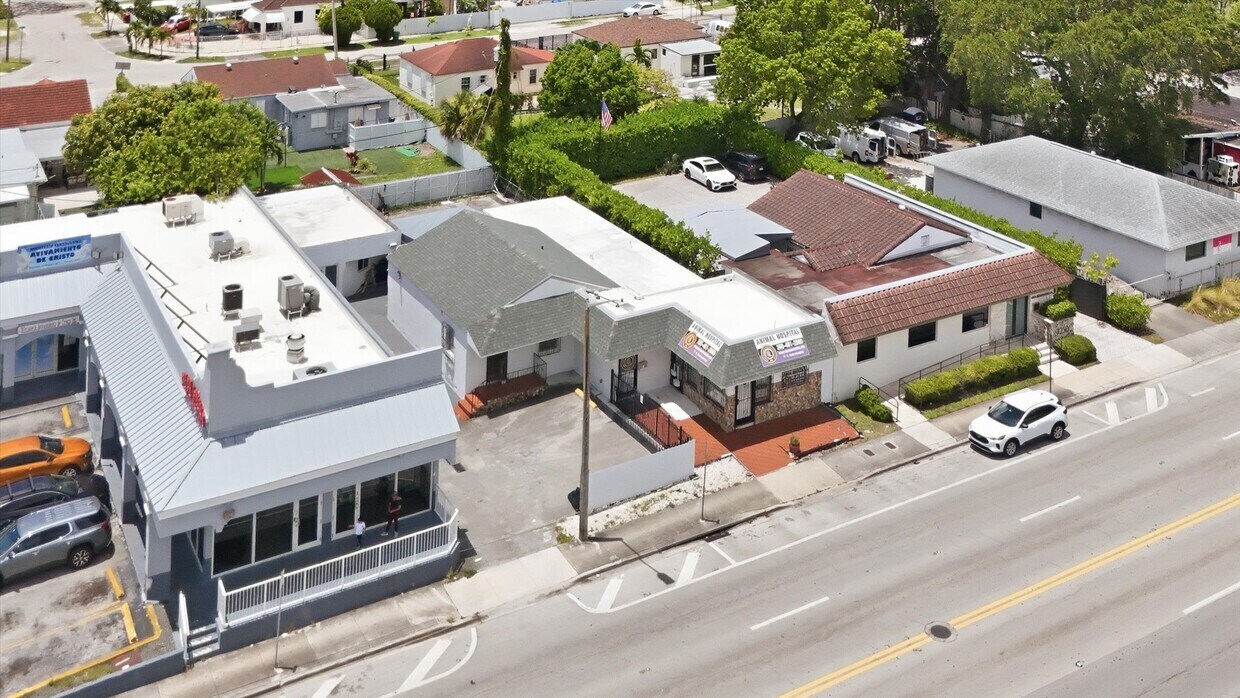 3240 NW 7th St, Miami, FL à vendre Aérien– Image 1 sur 48