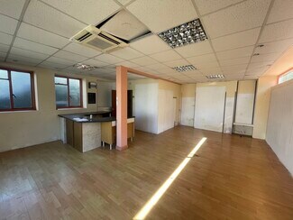 Plus de détails pour 17 Main St, Milnthorpe - Local commercial à vendre