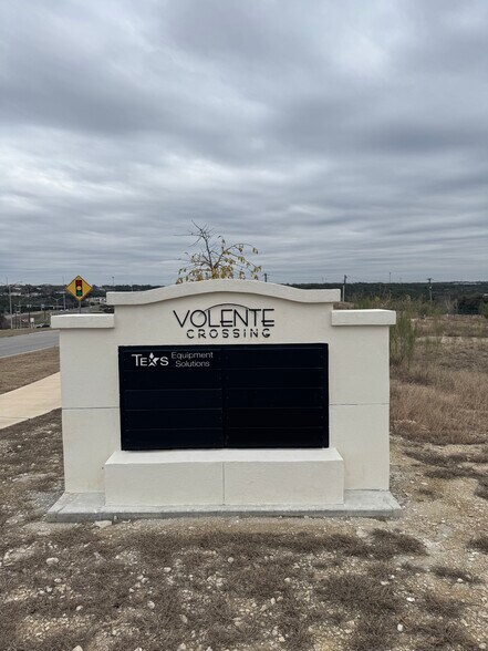 12801 Anderson Mill Rd, Austin, TX à vendre - Photo de l’immeuble – Image 2 sur 17
