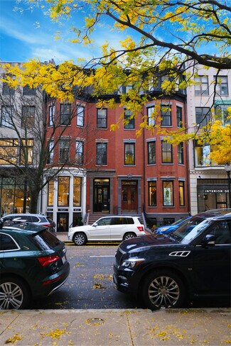 Plus de détails pour 81 Newbury St, Boston, MA - Bureau à louer