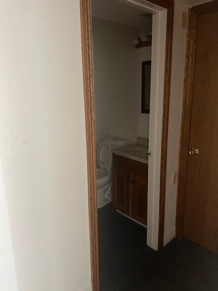 1675 N Freedom, Provo, UT à louer - Photo de l’immeuble – Image 2 sur 4