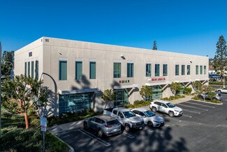 Plus de détails pour 325 N Puente St, Brea, CA - Local d'activités à louer