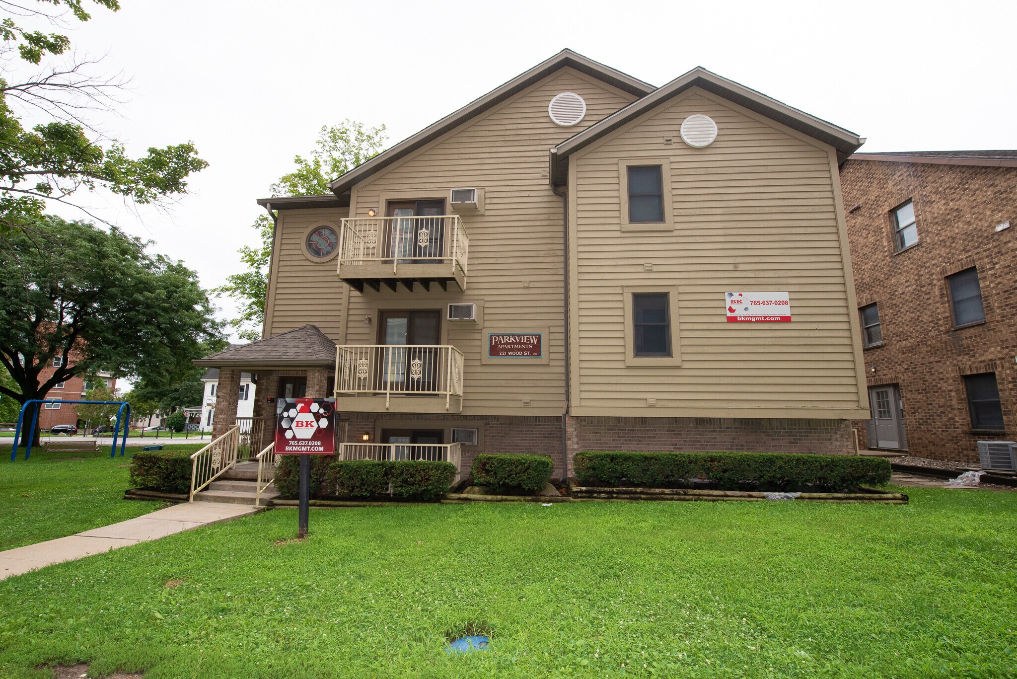 221 W Wood St, West Lafayette, IN à vendre Photo de l’immeuble– Image 1 sur 16