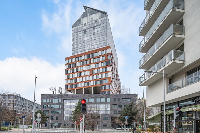 Plus de détails pour 30 Cours De L'Ile Seguin, Boulogne-Billancourt - Bureau à louer