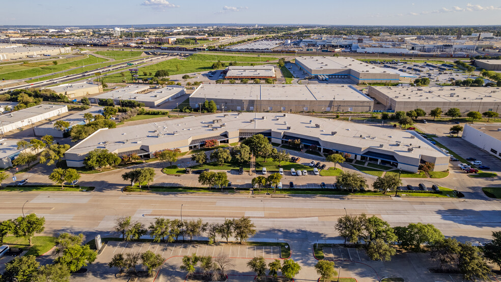 2400-2440 E Randol Mill Rd, Arlington, TX à louer - Aérien – Image 3 sur 10