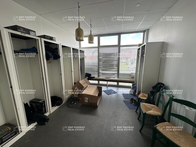 Bureau dans Parçay-Meslay à louer - Photo intérieure – Image 3 sur 16