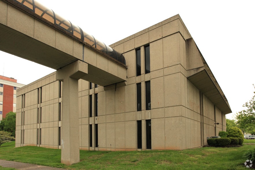 801 Barret Ave, Louisville, KY à louer - Photo principale – Image 1 sur 10