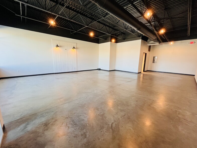 1101 Main St, Lockhart, TX à louer - Photo intérieure – Image 3 sur 10