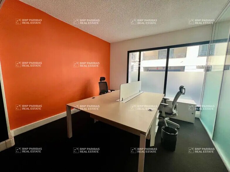 21 Rue Saint-Pierre, Neuilly-sur-Seine à louer - Photo intérieure – Image 3 sur 9