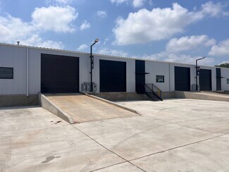 Plus de détails pour 1835 Empire Central Dr, Dallas, TX - Local d'activités, Industriel/Logistique à louer