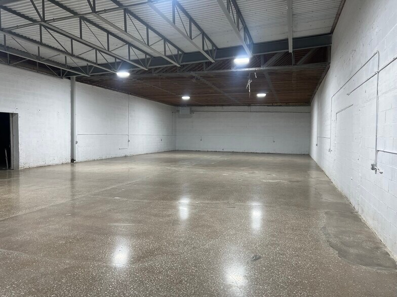 1017 W 48th St, Chicago, IL à louer - Photo de l’immeuble – Image 2 sur 6