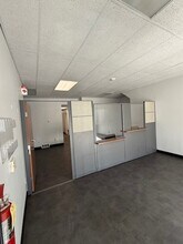 148 N Saginaw St, Pontiac, MI à louer Photo intérieure– Image 1 sur 10
