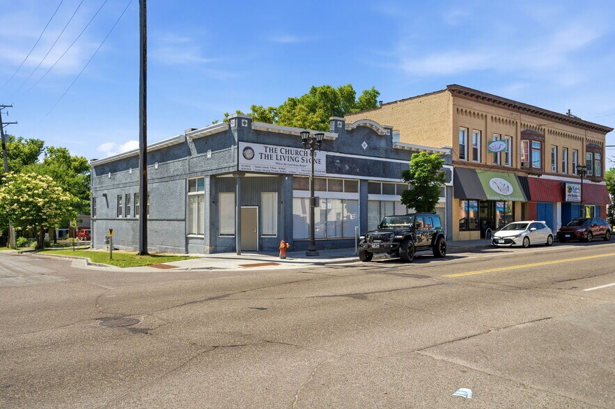 871 Payne Ave, Saint Paul, MN à vendre - Photo de l’immeuble – Image 3 sur 9