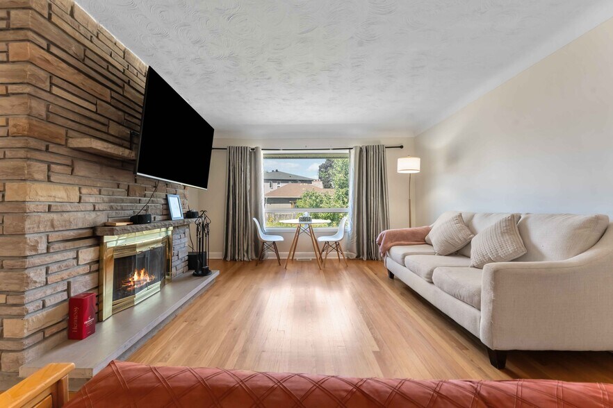 506 Vernon Av, Ottawa, ON à vendre - Photo de l’immeuble – Image 2 sur 14