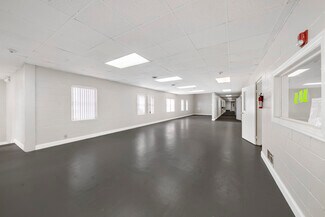 Plus de détails pour 4205 W Broadway St, Pearland, TX - Bureau à louer