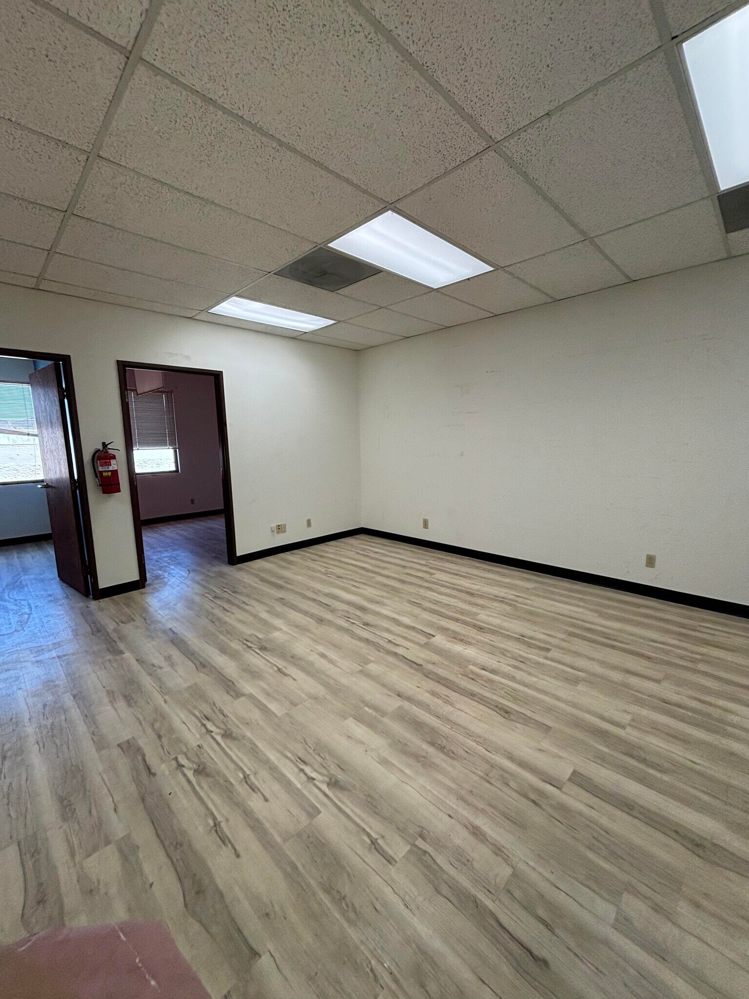 31900 Mission Trl, Lake Elsinore, CA à louer Photo intérieure– Image 1 sur 4