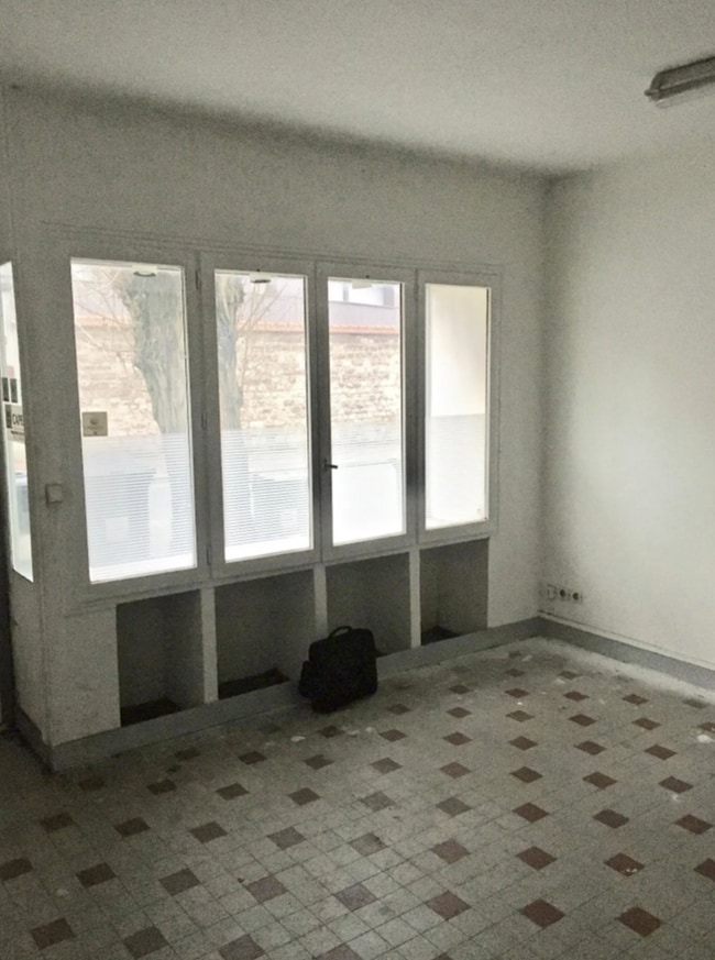 Plus de détails pour Local commercial à louer