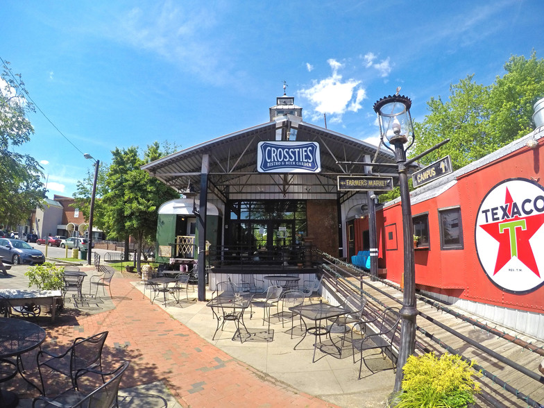 200 N Greensboro St, Carrboro, NC à louer - Photo principale – Image 1 sur 29