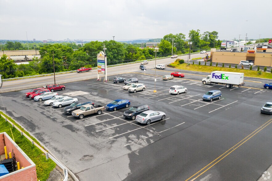 409-463 N Enola Rd, Enola, PA à louer - Photo de l’immeuble – Image 3 sur 3