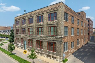 Plus de détails pour 301 S Blount St, Madison, WI - Bureau à louer