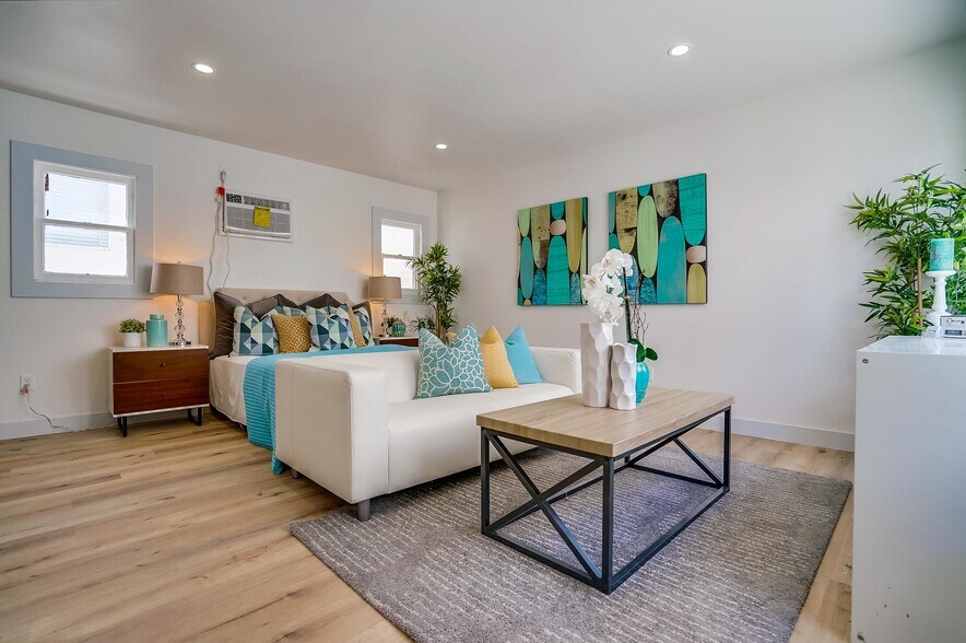 1208 Daisy Ave, Long Beach, CA à vendre - Photo de l’immeuble – Image 3 sur 17