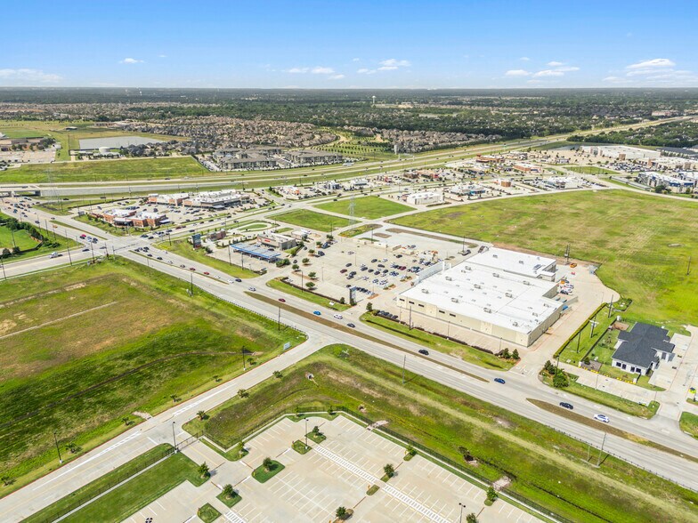 19150 W Bellfort Dr, Richmond, TX à vendre - Photo de l’immeuble – Image 2 sur 6