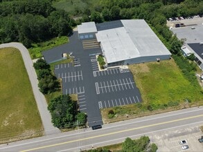 20 Morin St, Biddeford, ME à louer Photo intérieure– Image 2 sur 7