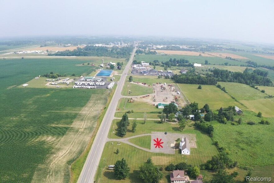 3909 S Van Dyke Rd, Marlette, MI à vendre - Photo de l’immeuble – Image 3 sur 39