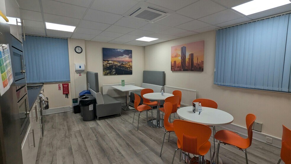 7 Sopwith Way, Daventry à louer - Photo de l’immeuble – Image 3 sur 12