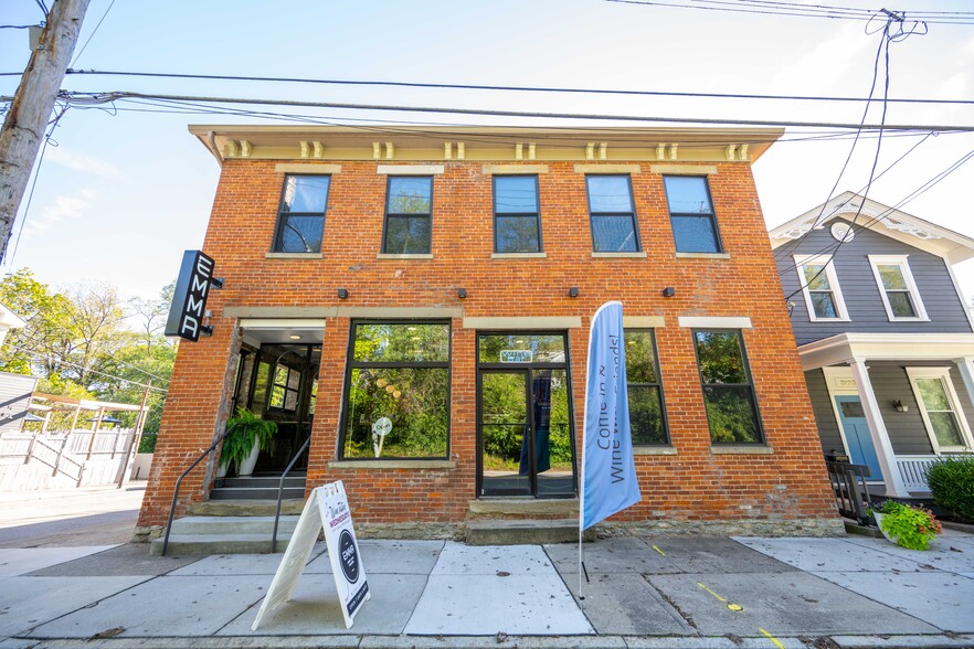 3227 Riverside Dr, Cincinnati, OH à louer - Photo de l’immeuble – Image 3 sur 16