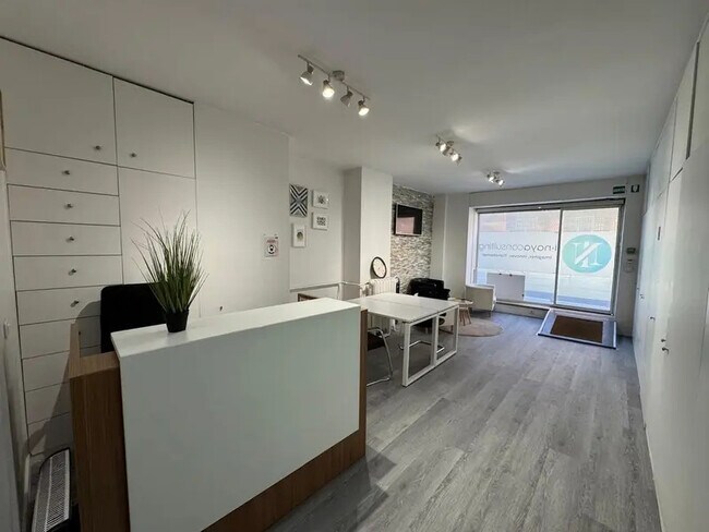 Plus de détails pour Bureau à louer