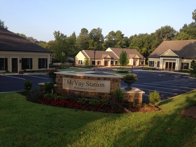 7475 McVay Station Ct, Germantown, TN à louer - Photo de l’immeuble – Image 3 sur 6