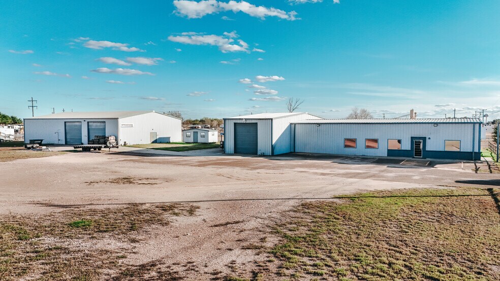 13102 N Navarro St, Victoria, TX à louer - Photo de l’immeuble – Image 3 sur 48