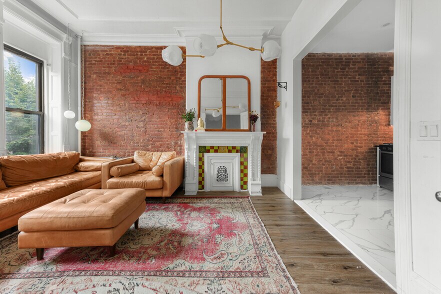 1002 Putnam Ave, Brooklyn, NY à vendre - Photo intérieure – Image 3 sur 13