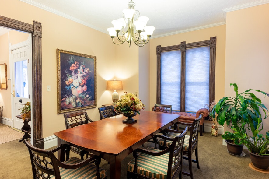 324 E Warren St, Lebanon, OH à vendre - Photo de l’immeuble – Image 3 sur 14