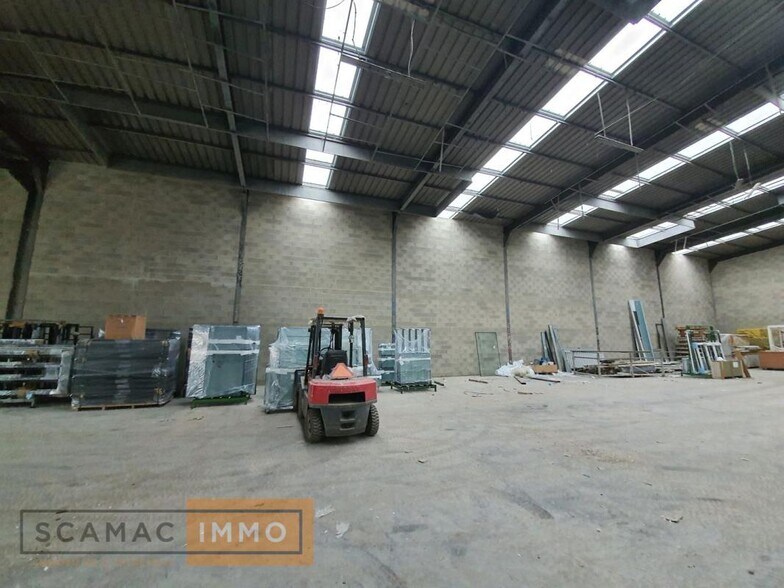 Industriel/Logistique dans Arpajon à louer - Photo intérieure – Image 3 sur 3