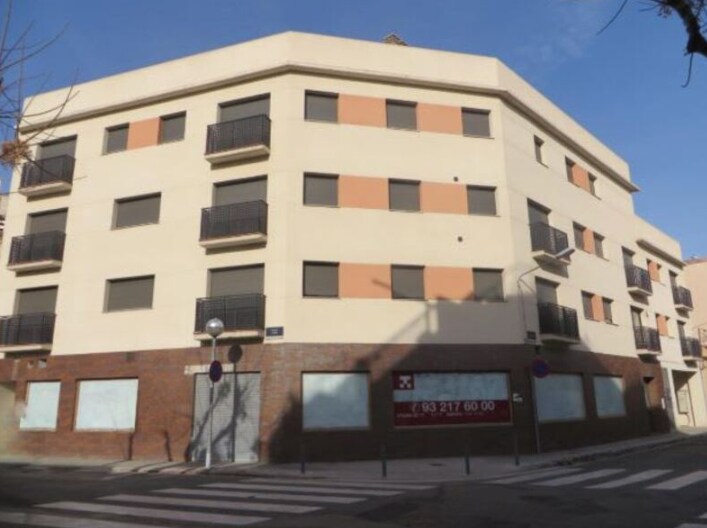Carrer de Rafael Casanova, Viladecans, Barcelona à vendre - Photo de l’immeuble – Image 1 sur 1
