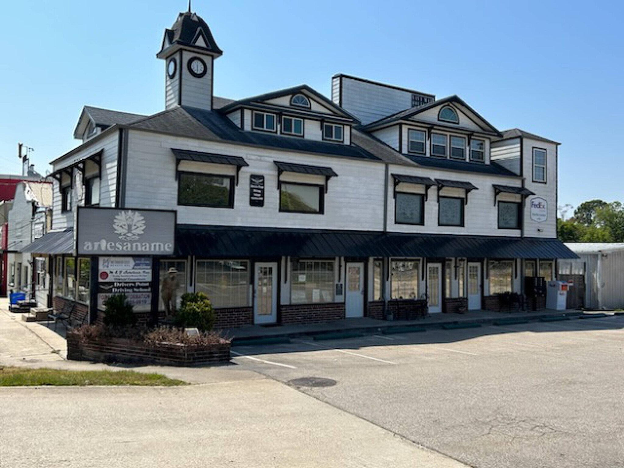 5623 S Main St, Crosby, TX à vendre Photo de l’immeuble– Image 1 sur 61
