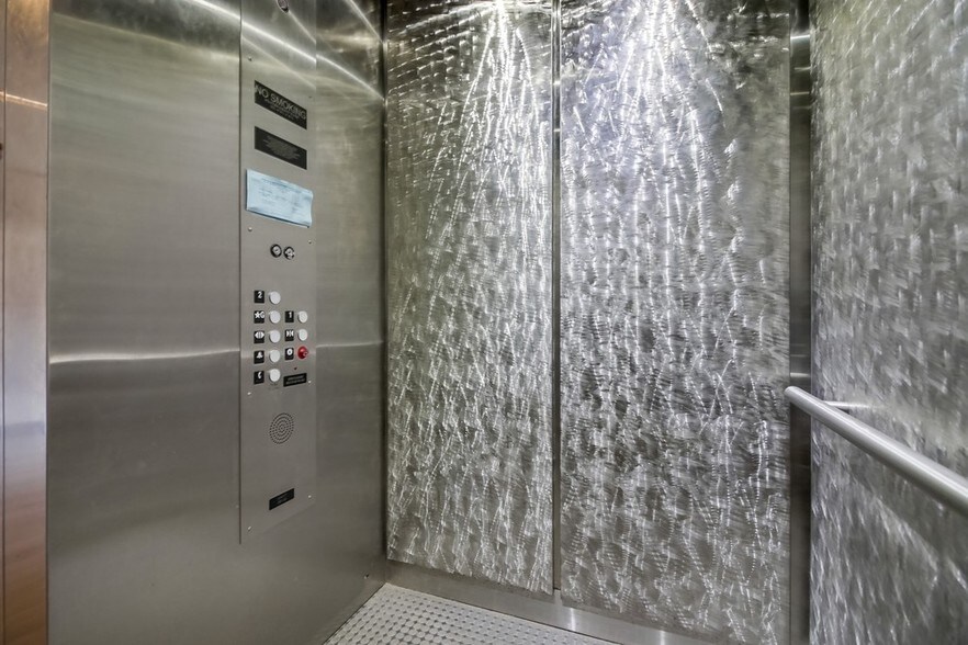 11712 Moorpark St, Studio City, CA à louer - Photo de l’immeuble – Image 3 sur 30