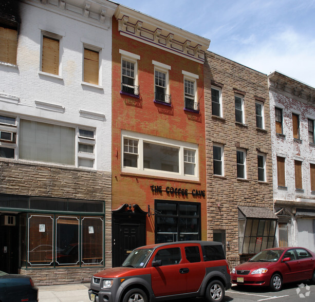 45 Halsey St, Newark, NJ à louer - Photo de l’immeuble – Image 2 sur 18