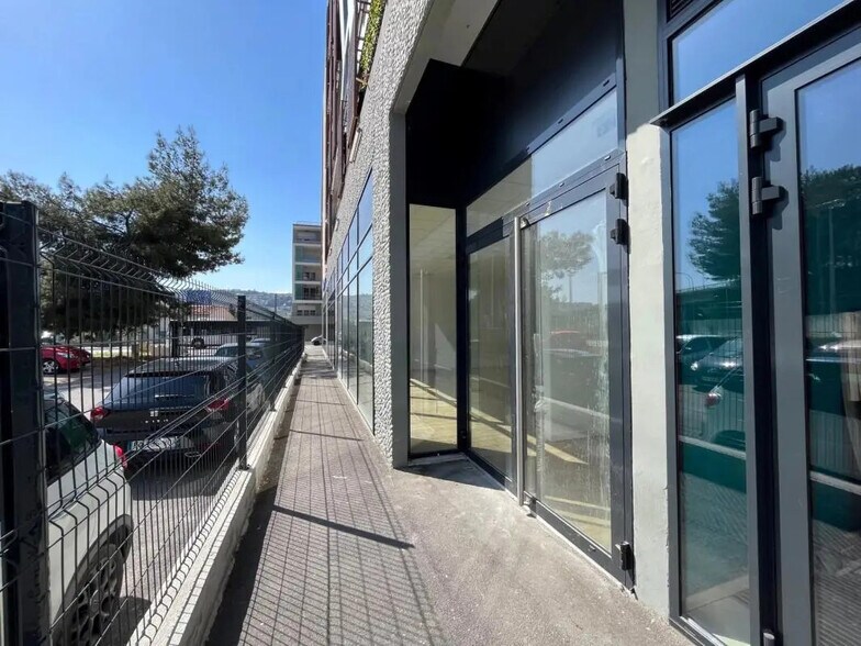 Local commercial dans Nice à louer - Photo de l’immeuble – Image 3 sur 10