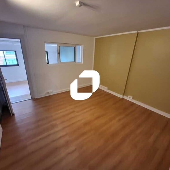 24 Rue Des Moulineaux, Suresnes à louer - Photo de l’immeuble – Image 2 sur 4