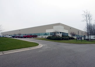 Plus de détails pour 3188 Wilson Dr NW, Grand Rapids, MI - Industriel/Logistique à vendre