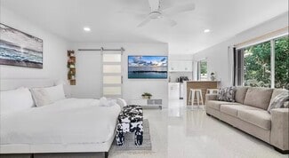 Plus de détails pour 333 Palm St, Hollywood, FL - Logement à vendre