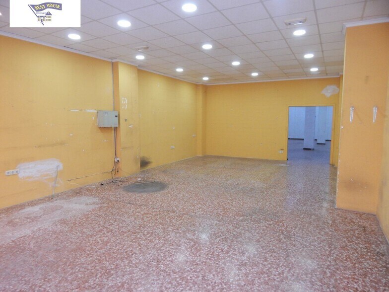 Local commercial dans Ontinyent à vendre - Photo de l’immeuble – Image 3 sur 8