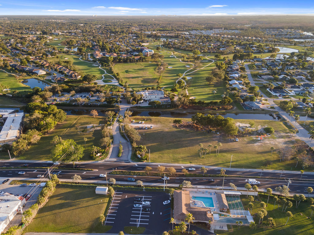 5201 Rattlesnake Hammock Road, Naples, FL à vendre Photo principale– Image 1 sur 9